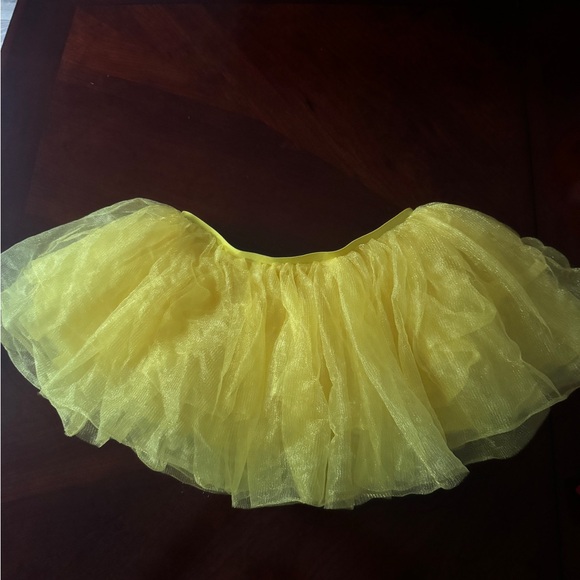 DC Comics Red and Yellow Robin Costume - Picture 4 of 7